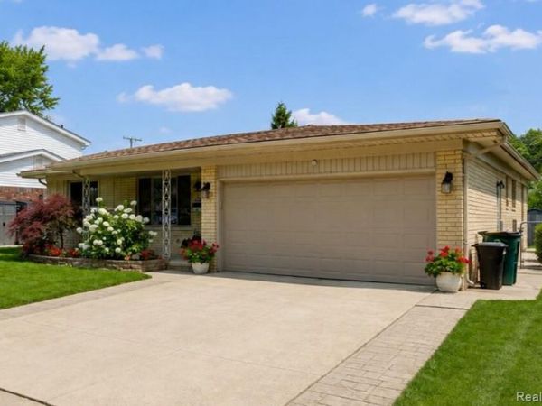 2730 Rhodes Drive, Troy, Mi 48083
