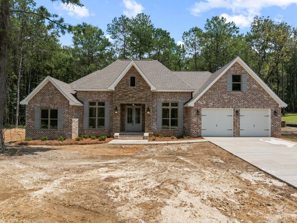 6 Shadow Ridge Dr., Laurel, MS 39443