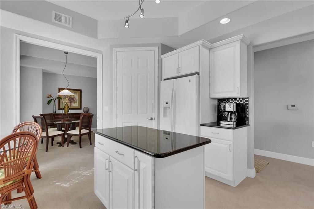 6413 Legacy Cir, Unit 1602, Naples, FL 34113 Photo