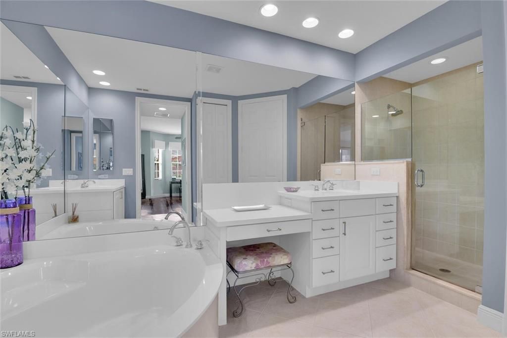 6413 Legacy Cir, Unit 1602, Naples, FL 34113 Photo