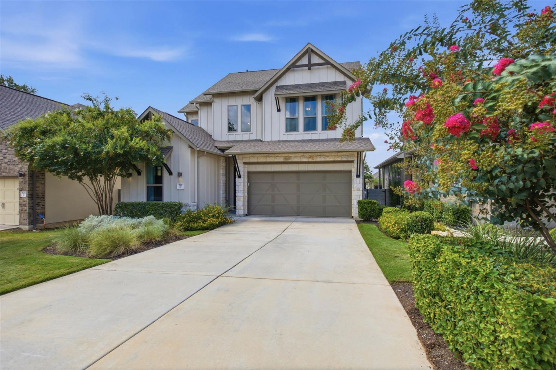 213 Diamondback Dr, Georgetown, TX 78628 Main Photo