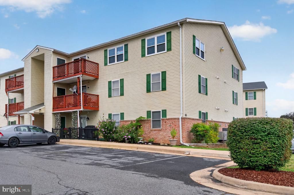 45 A12 Hailey Lane, Unit A12, Strasburg, VA 22657 Main Photo