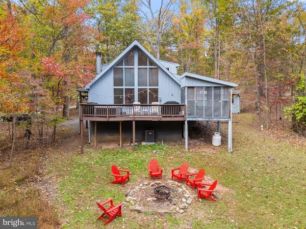 278 BLACK HAWK LANE, HEDGESVILLE, WV 25427