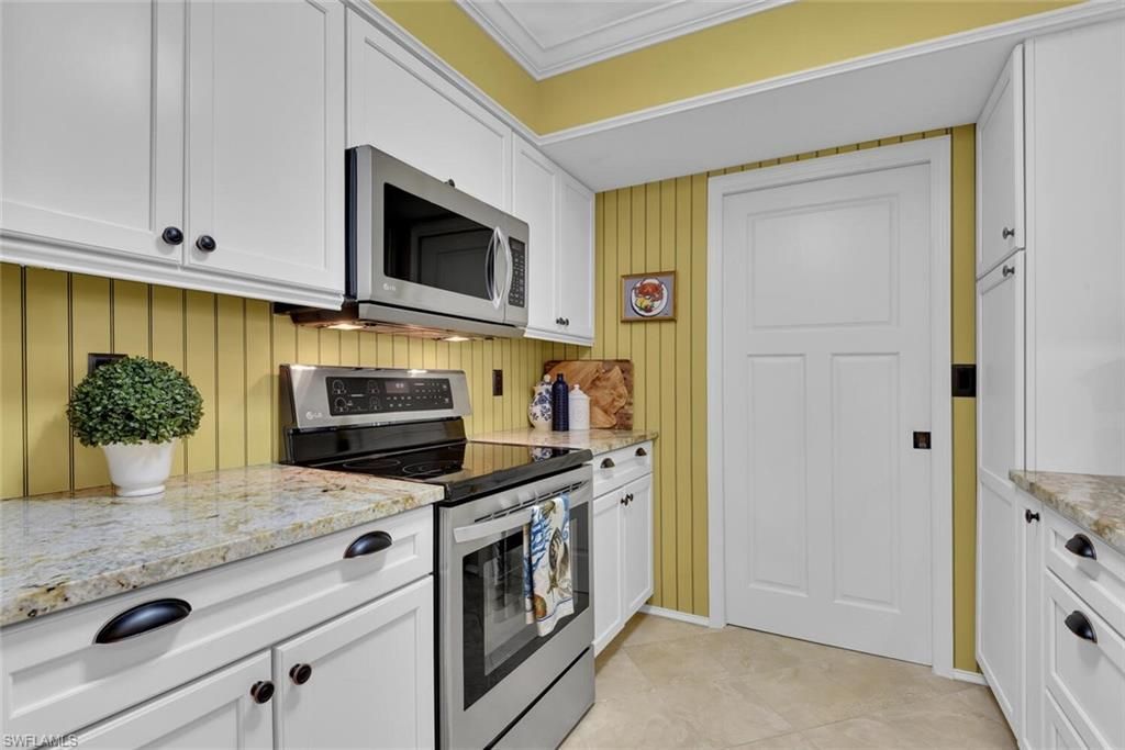 780 Willowbrook Dr, Unit 707, Naples, FL 34108 Photo