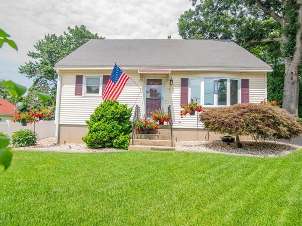 94 Blackstone Street, Manchester, NH 03103