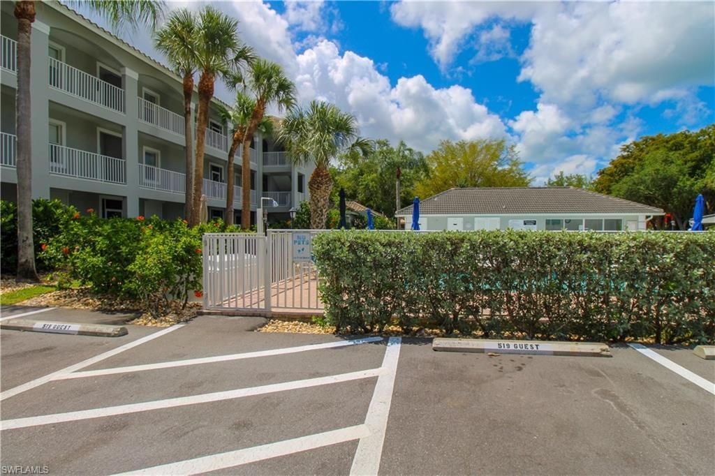 519 Roma Ct , Unit 3-305, Naples, FL 34110 Photo