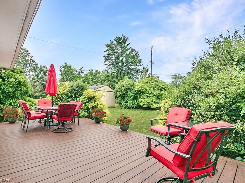 1934 Caronia Drive, Lyndhurst, OH 44124 Photo 3