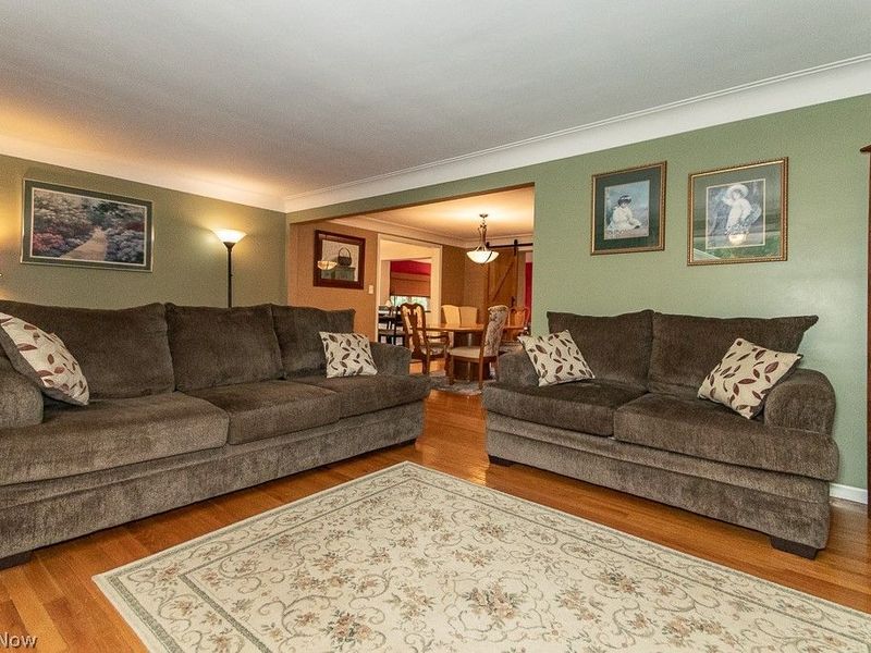 1934 Caronia Drive, Lyndhurst, OH 44124 Photo 5