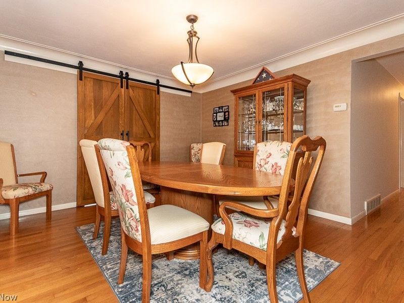 1934 Caronia Drive, Lyndhurst, OH 44124 Photo 9