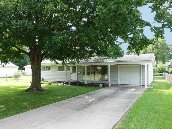 1232 N WEST Street, Galesburg, IL 61401