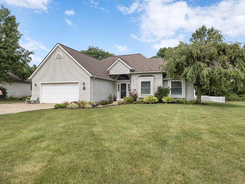 1033 Wabash Avenue, Grafton, OH 44044 Photo 2