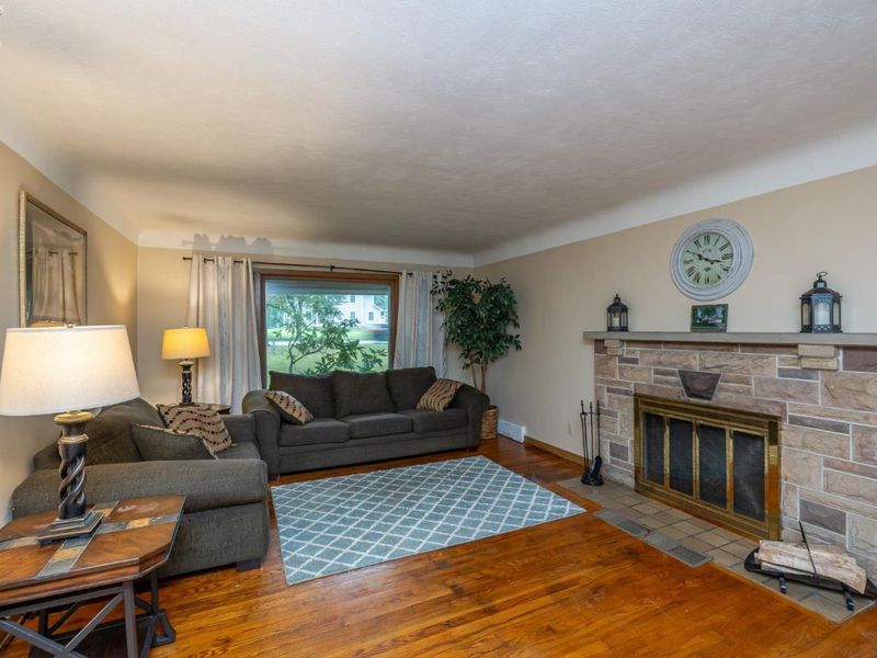910 S Court Street, Medina, OH 44256 Photo 10