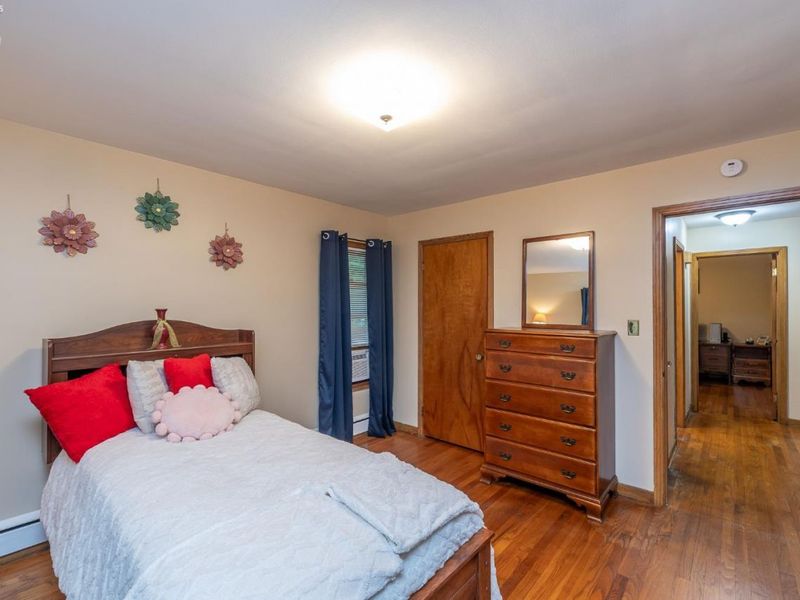 910 S Court Street, Medina, OH 44256 Photo 16
