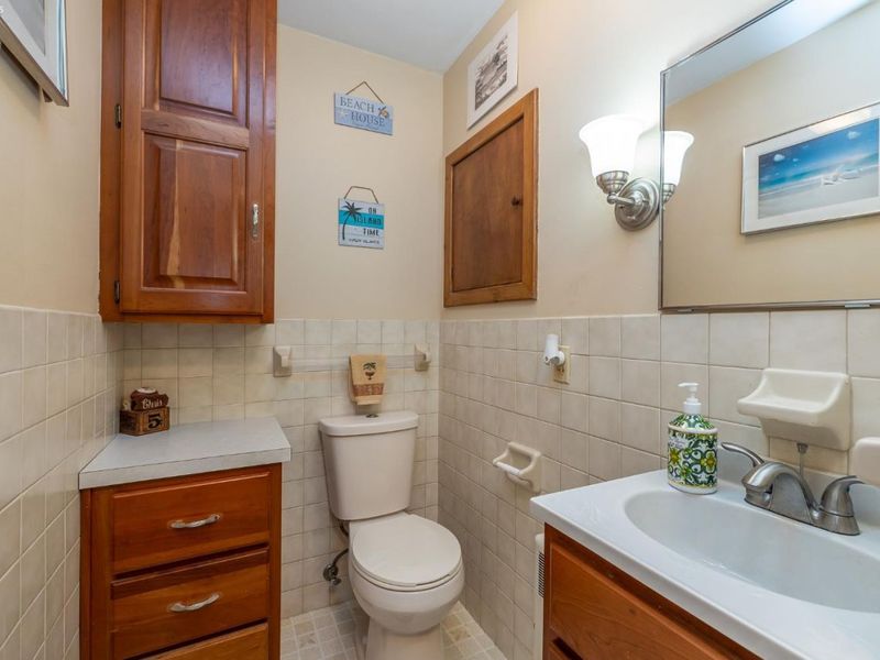 910 S Court Street, Medina, OH 44256 Photo 18