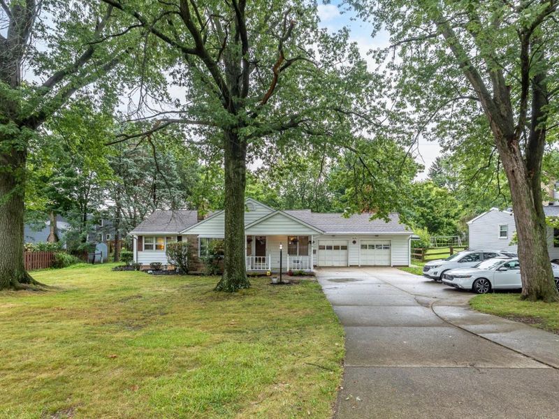 910 S Court Street, Medina, OH 44256 Photo 2