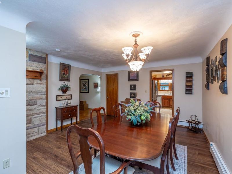 910 S Court Street, Medina, OH 44256 Photo 6