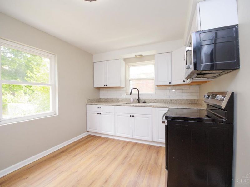 3952 Race Road, Green Township, OH 45211 Photo 12