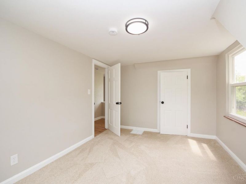 3952 Race Road, Green Township, OH 45211 Photo 17