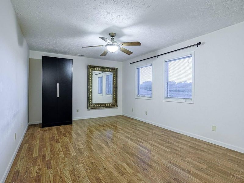 5321 North Bend Crossing, Green Township, OH 45247 Photo 19