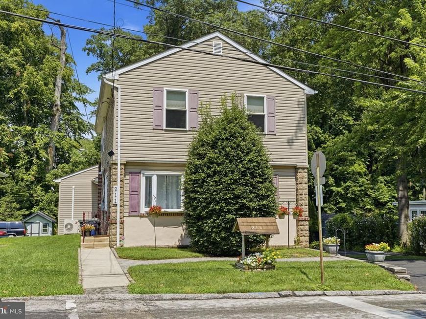 211 Shady Lane, Huntingdon Valley, PA 19006 Main Photo