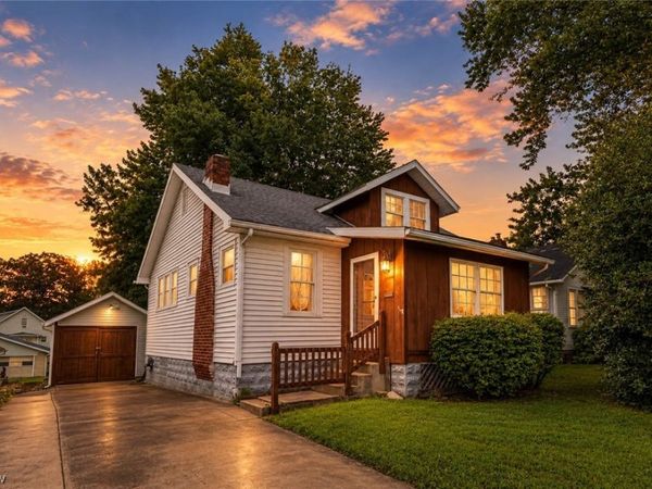 2117 16th Street, Parkersburg, WV 26101
