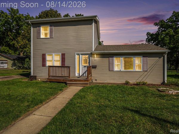415 E Oliver Street, Corunna, Mi 48817