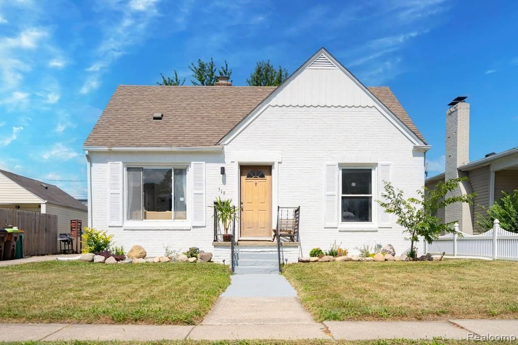 519 Bentley Drive, Monroe, Mi 48162 Main Photo