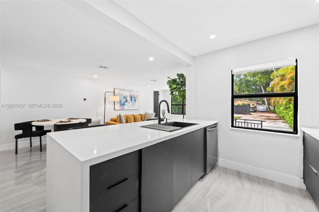 544 SW 13th Ave , Fort Lauderdale, FL 33312 Photo