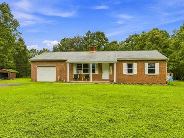 1366 Deer Haven Road, Bruceton Mills, WV 26525