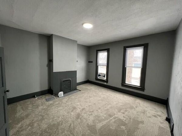 409 Mead Street , Unit 409/409 1/, Zanesville, OH 43701
