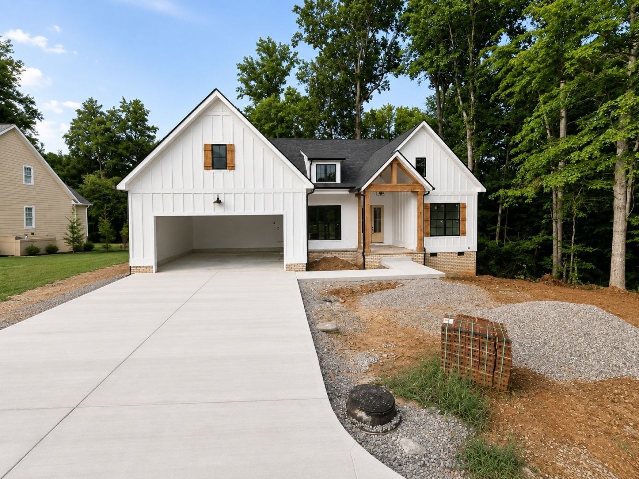 724 Beckridge Rd, Mc Minnville, TN 37110 Main Photo