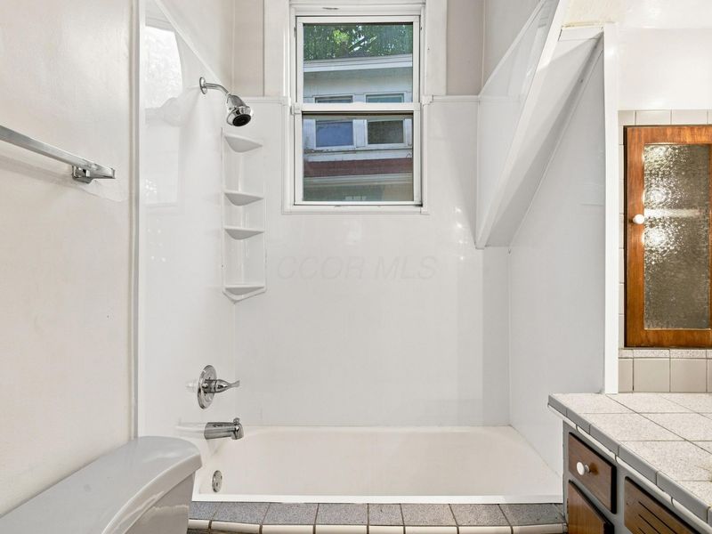 208 E Northwood Avenue , Columbus, OH 43201 Photo 26