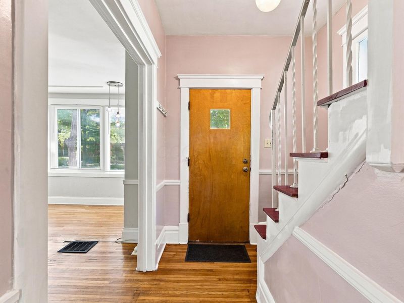 208 E Northwood Avenue , Columbus, OH 43201 Photo 5