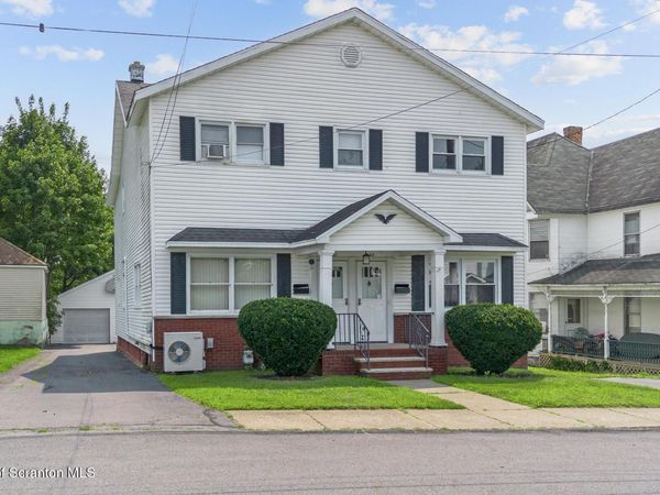 458-460 Madison Avenue, Jermyn, PA 18433