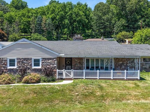 400 FRIEDENSBURG ROAD, READING, PA 19606