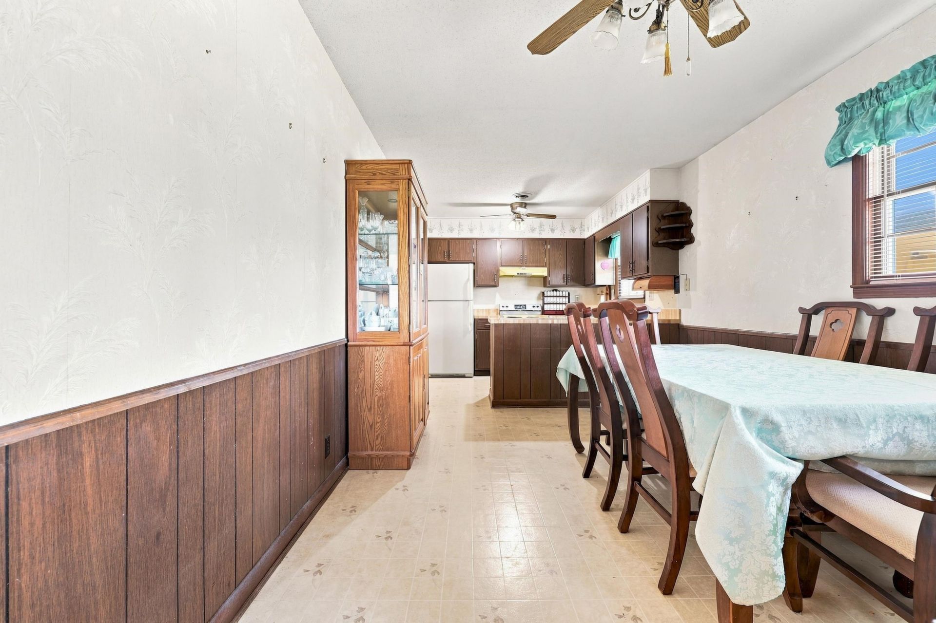 5069 Watergate Dr. Photo 12
