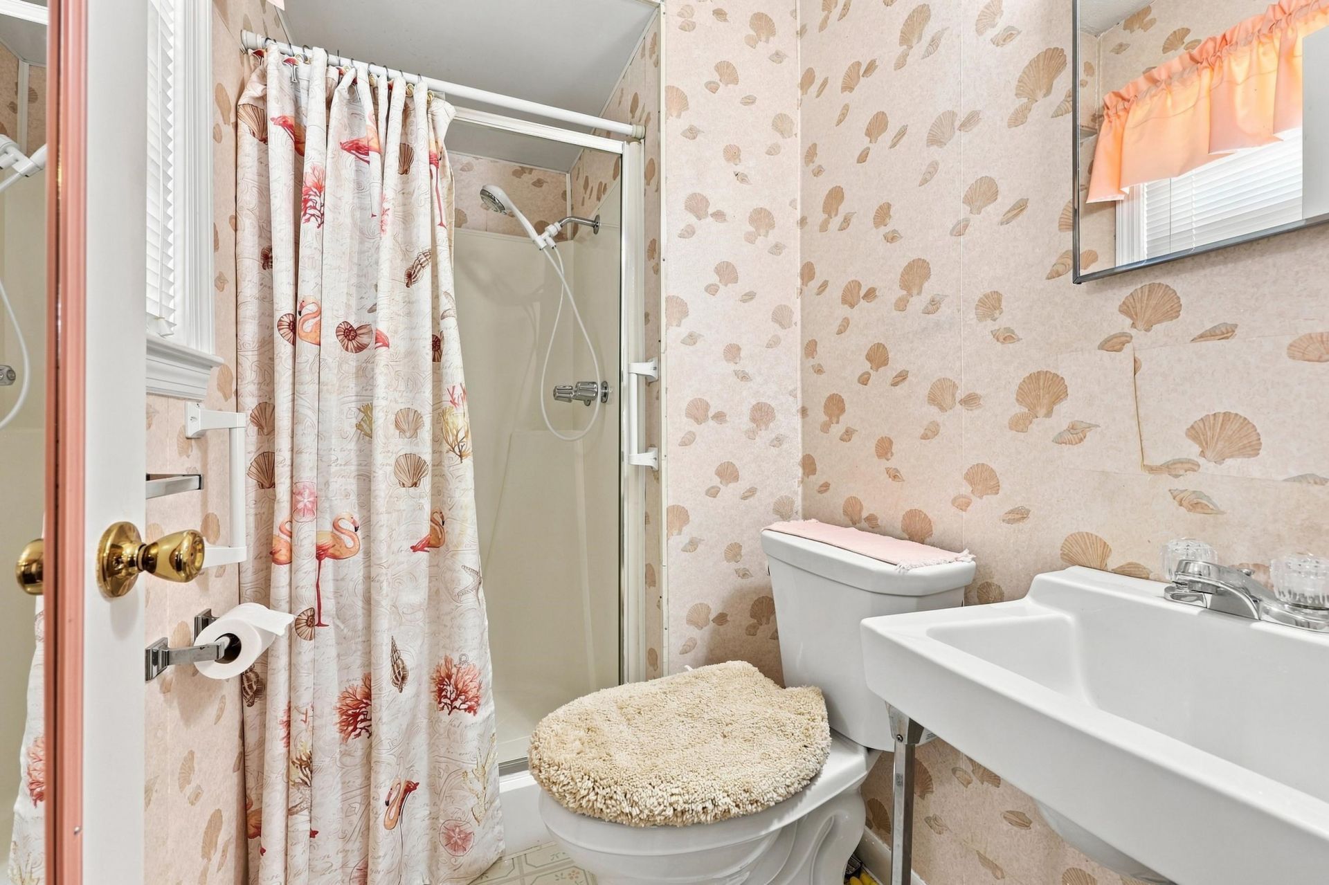 5069 Watergate Dr. Photo 19