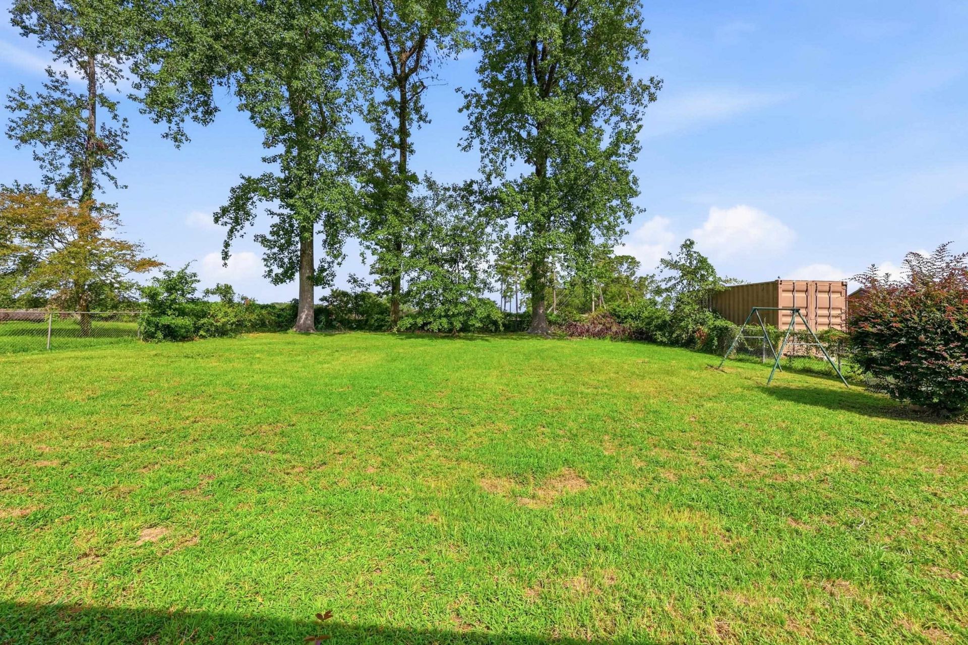 5069 Watergate Dr. Photo 28