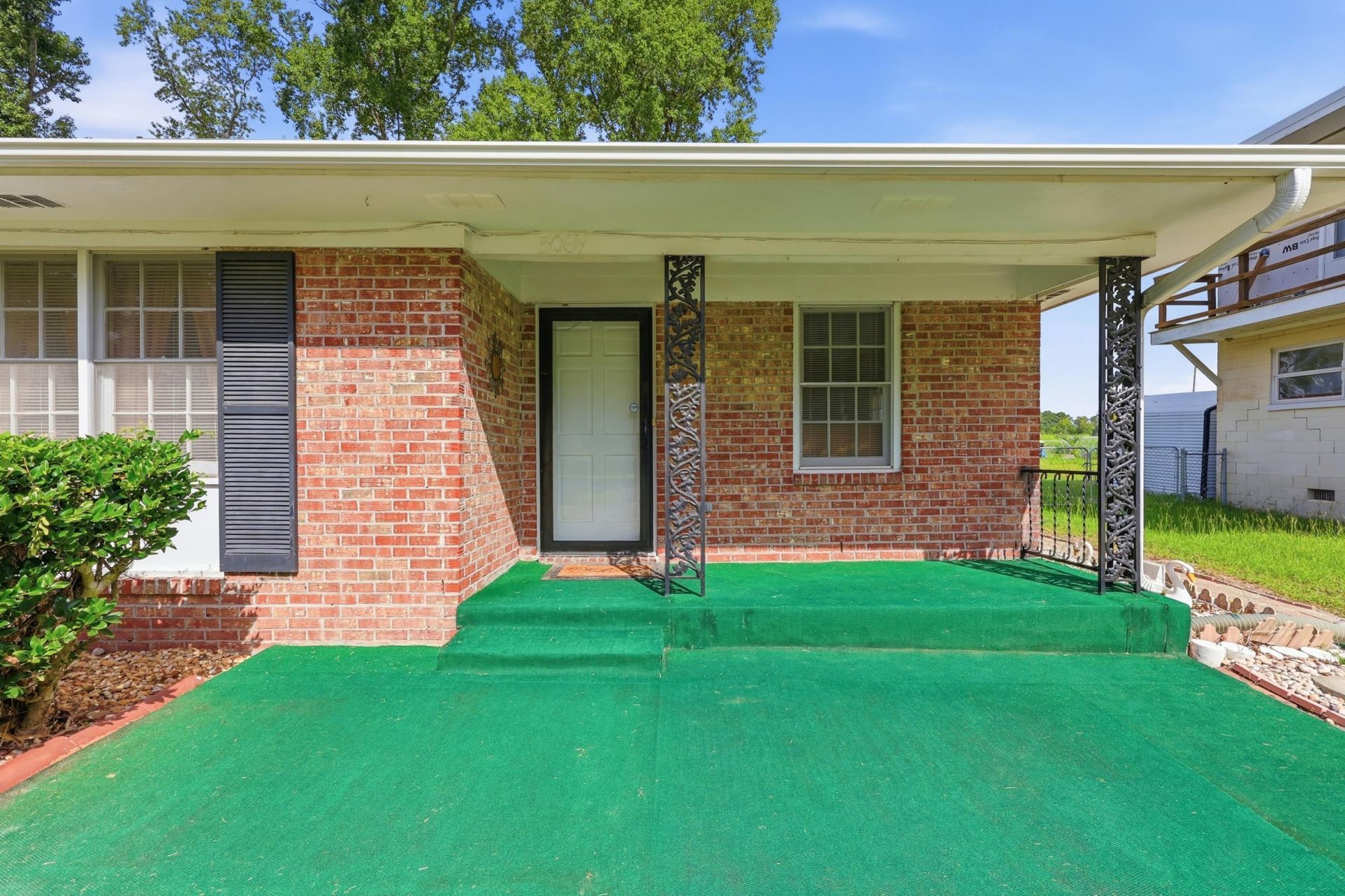 5069 Watergate Dr. Photo 3