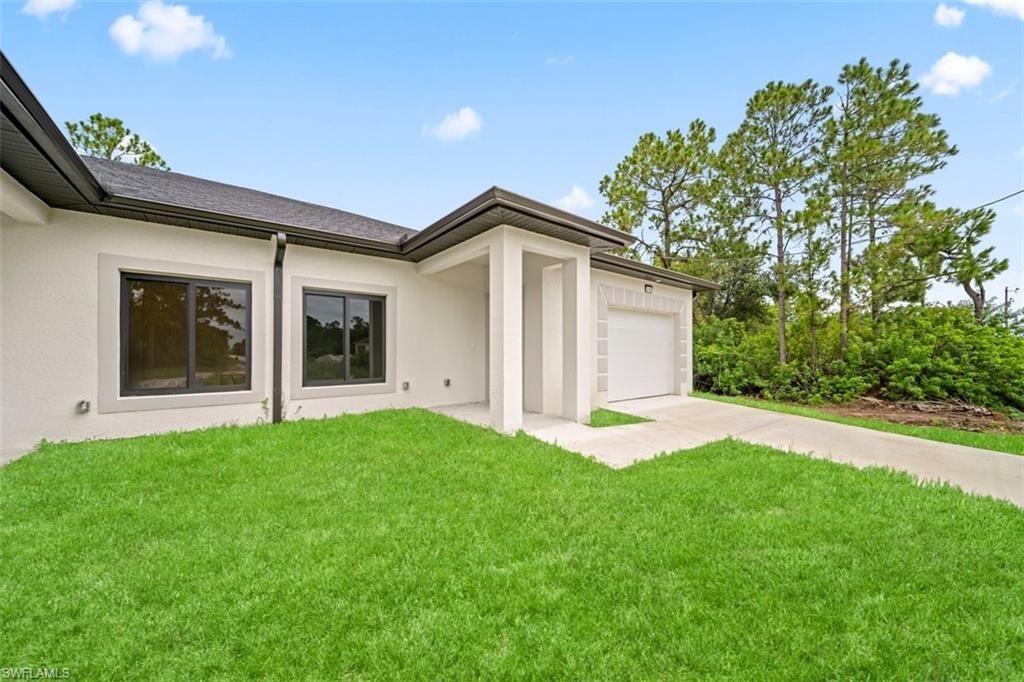 318 W 12th St, Lehigh Acres, FL 33972 Photo