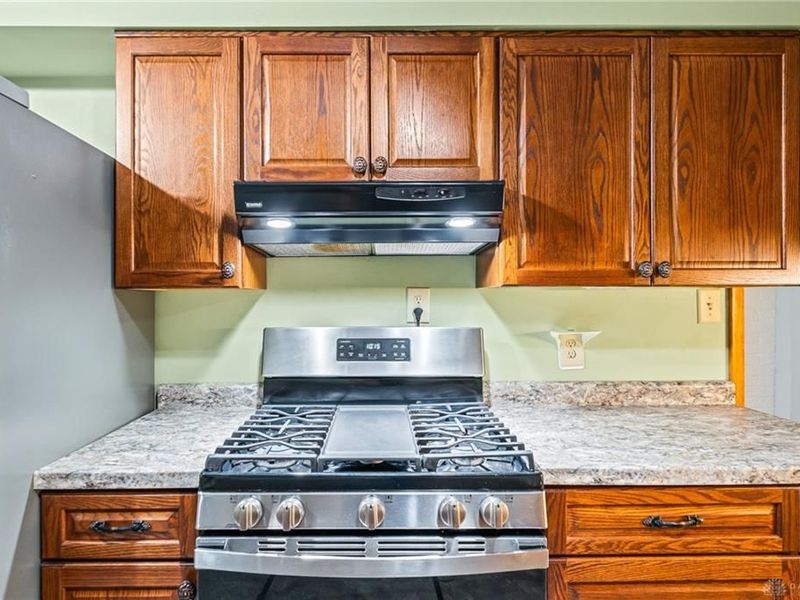 1989 N Longview Street, Beavercreek, OH 45432 Photo 12