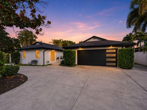 219 MIRAMAR BOULEVARD NE, ST PETERSBURG, FL 33704