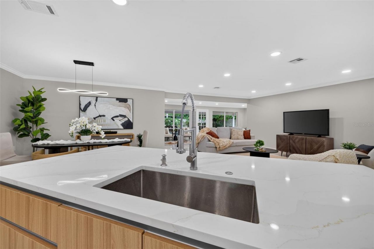 219 Miramar Boulevard Ne, Saint Petersburg, FL 33704 Photo
