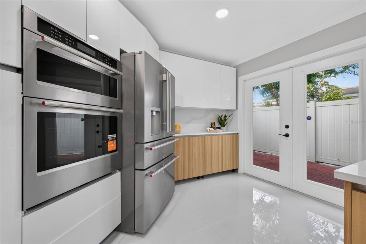 219 Miramar Boulevard Ne, Saint Petersburg, FL 33704 Photo