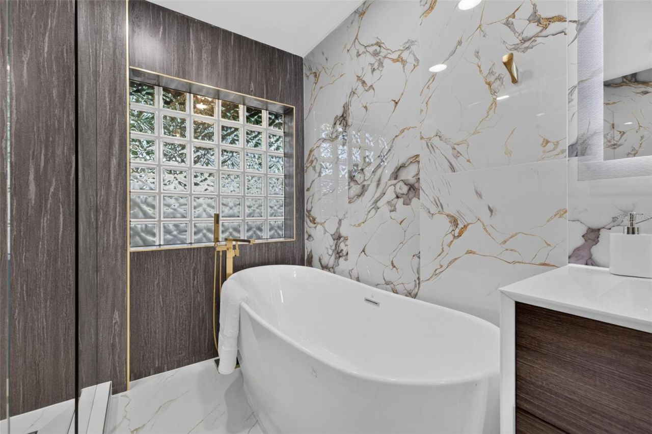 219 Miramar Boulevard Ne, Saint Petersburg, FL 33704 Photo