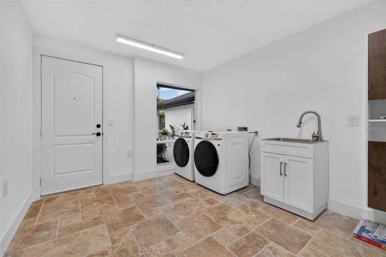 219 Miramar Boulevard Ne, Saint Petersburg, FL 33704 Photo