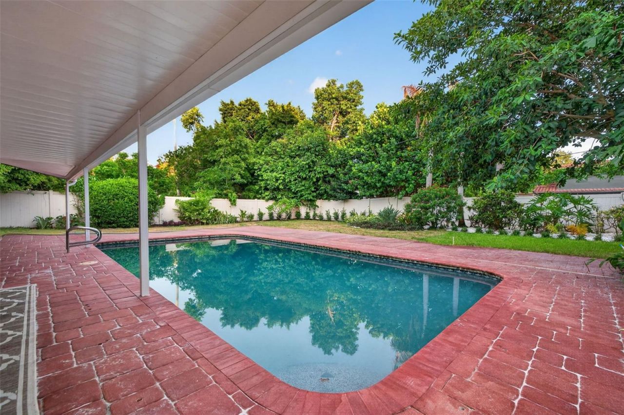 219 Miramar Boulevard Ne, Saint Petersburg, FL 33704 Photo