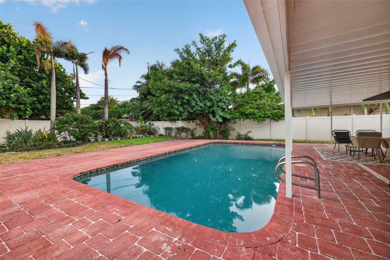 219 Miramar Boulevard Ne, Saint Petersburg, FL 33704 Photo