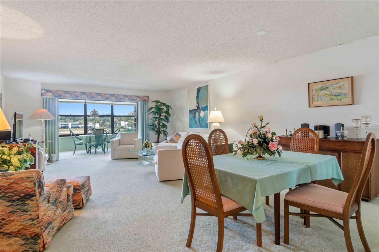 514 Spring Lakes Boulevard , Bradenton, FL 34210 Photo