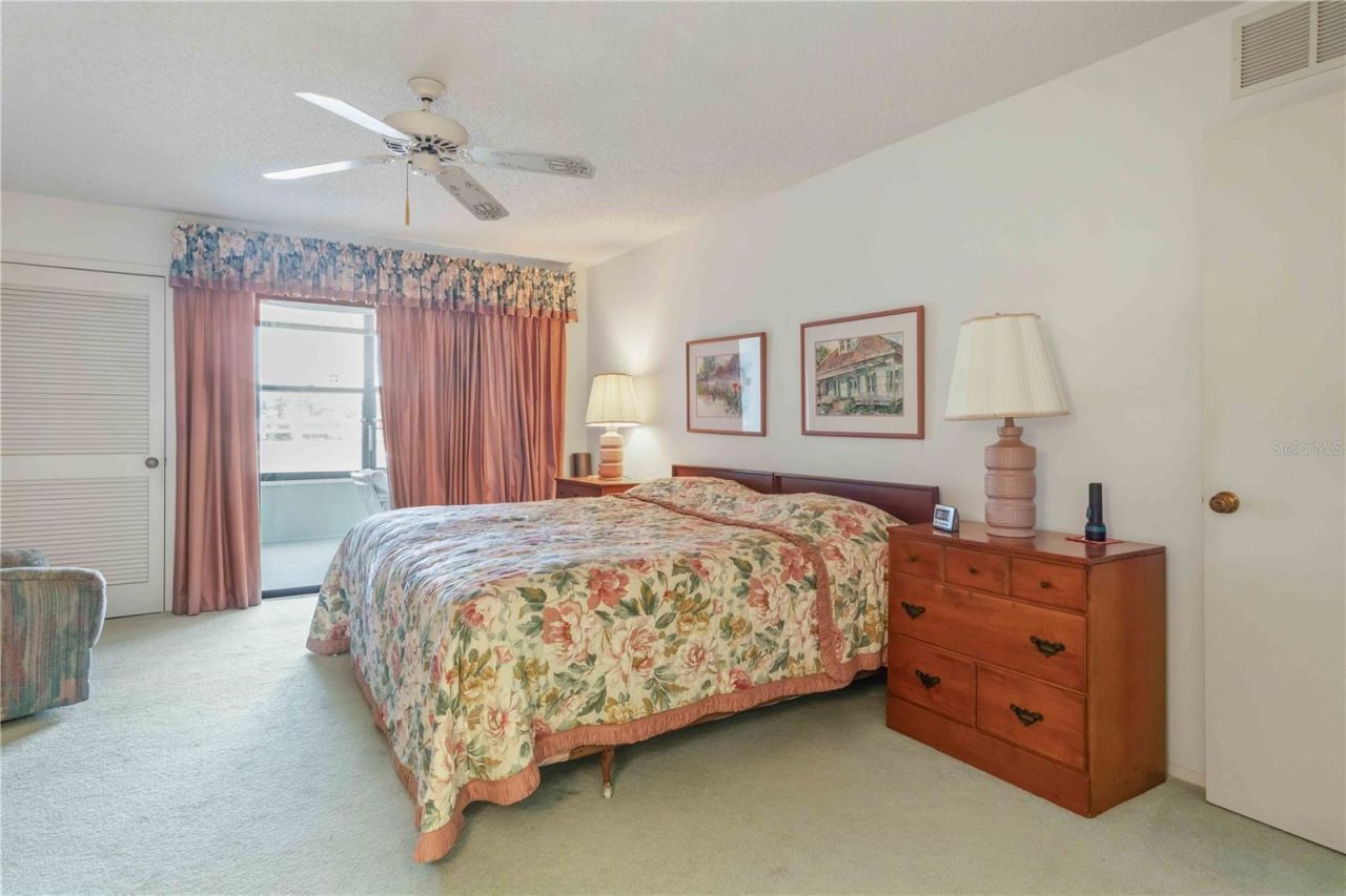 514 Spring Lakes Boulevard , Bradenton, FL 34210 Photo